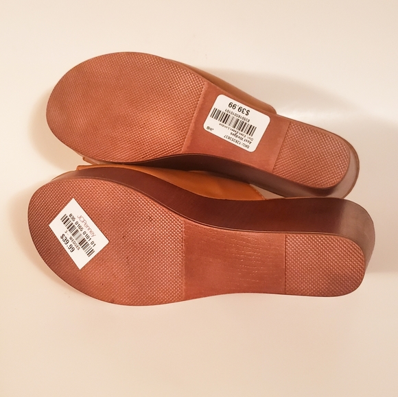 Wanted Tan London Wedges - Picture 5 of 6